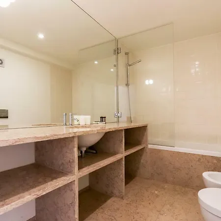 Διαμέρισμα Principe Real T.m. Flat Charming View